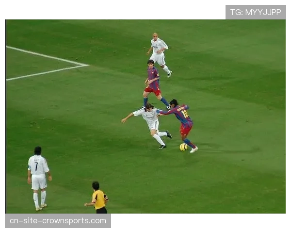 小罗重返伯纳乌，20年后再战国家德比迎接挑战